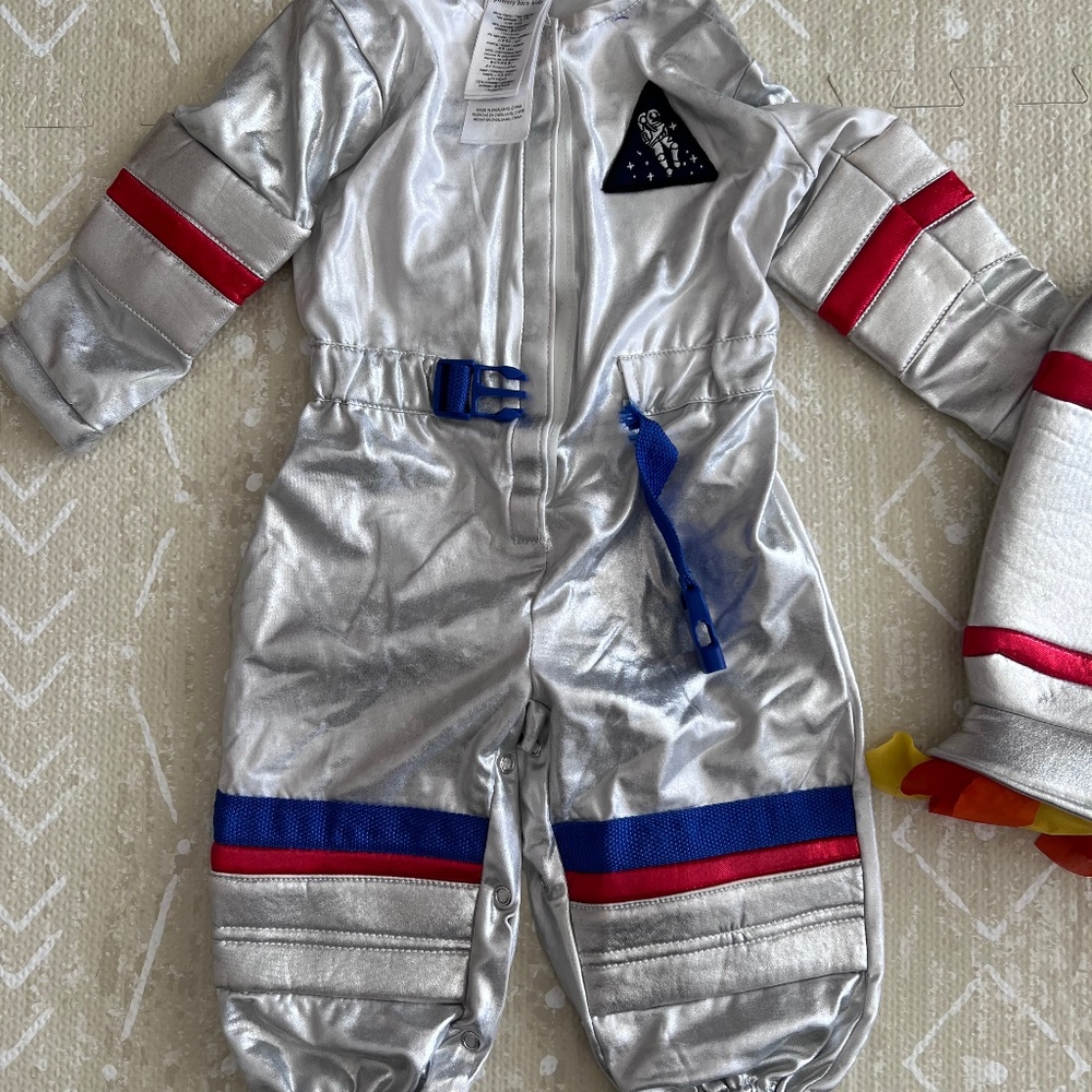 Pottery Barn Kids Astronaut Costume 12-24 months